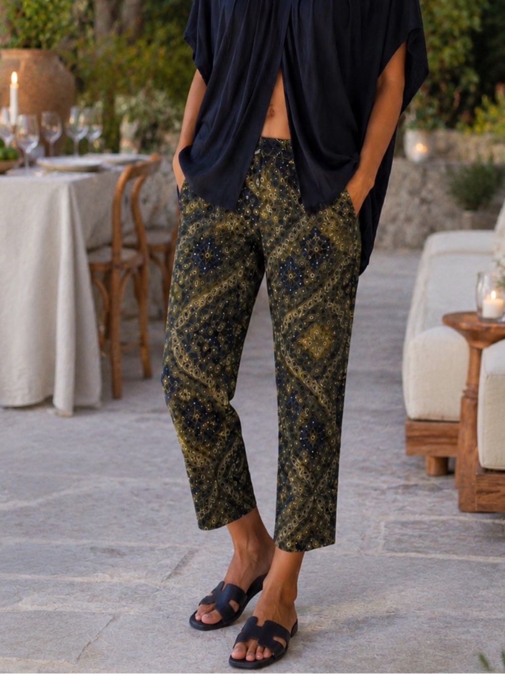 NWOT Tommy Hilfiger Paisley Cropped Pants - Size 10